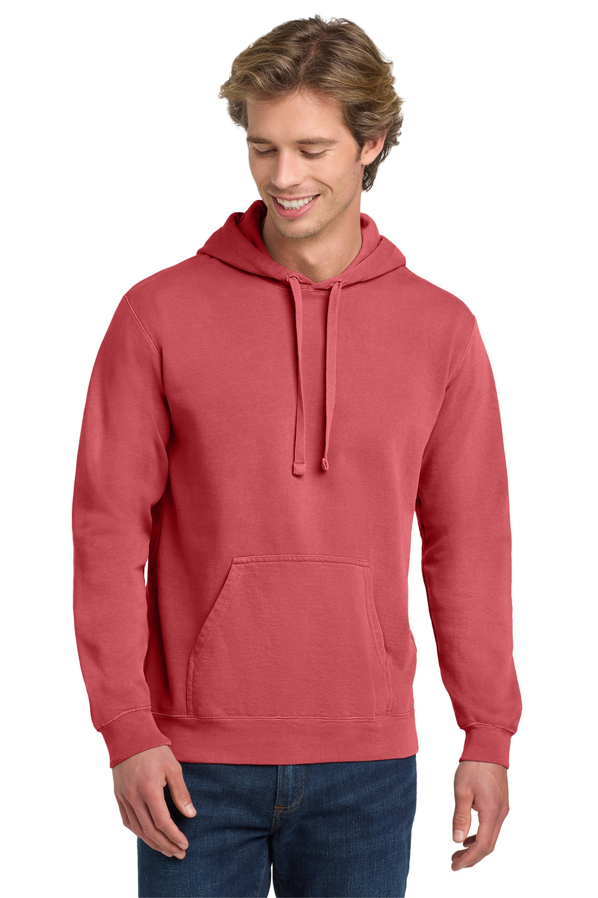 COMFORT COLORS  Ring Spun Hooded Sweatshirt. 1567 in Crimson