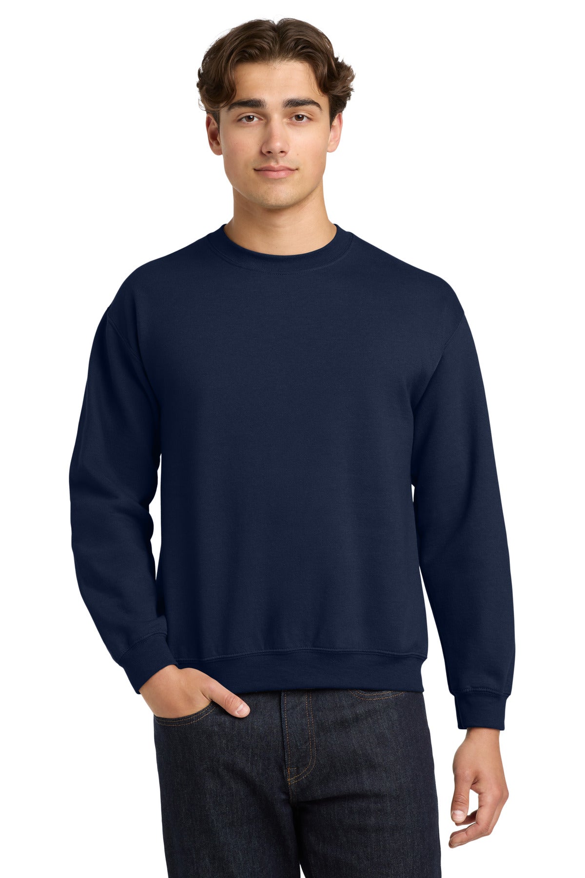 Gildan Heavy Blend Crewneck Sweatshirt.  18000 in Navy