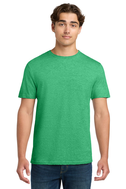 Gildan Softstyle T-Shirt. 64000 in Heather Irish Green