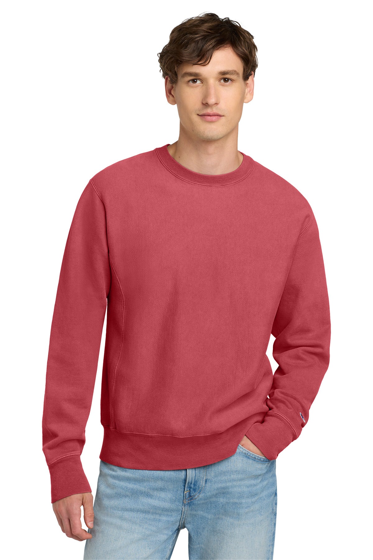 Champion  Reverse Weave  Garment-Dyed Crewneck Sweatshirt. GDS149 in Crimson