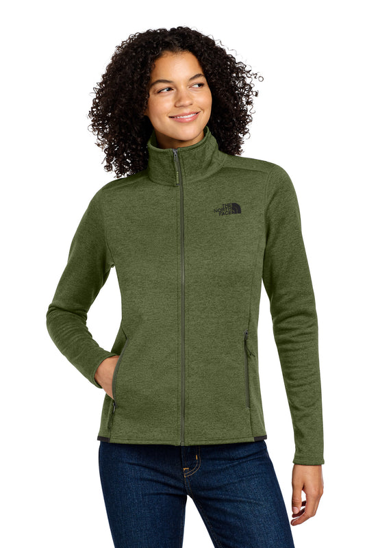 The North Face  Women's Skyline Full-Zip Fleece Jacket NF0A7V62 in Four Leaf Clover Heather