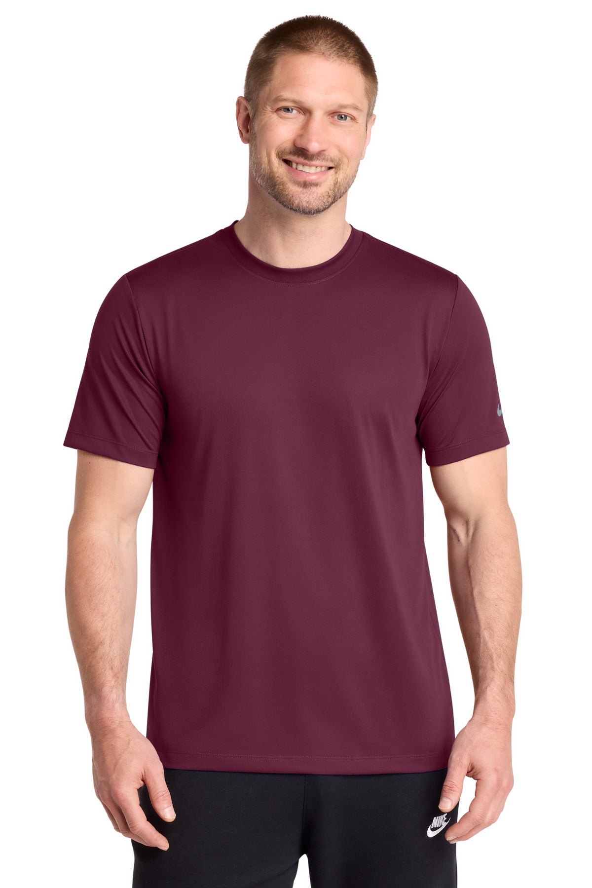 Nike Swoosh Sleeve rLegend Tee NKDX8730 in Deep Maroon