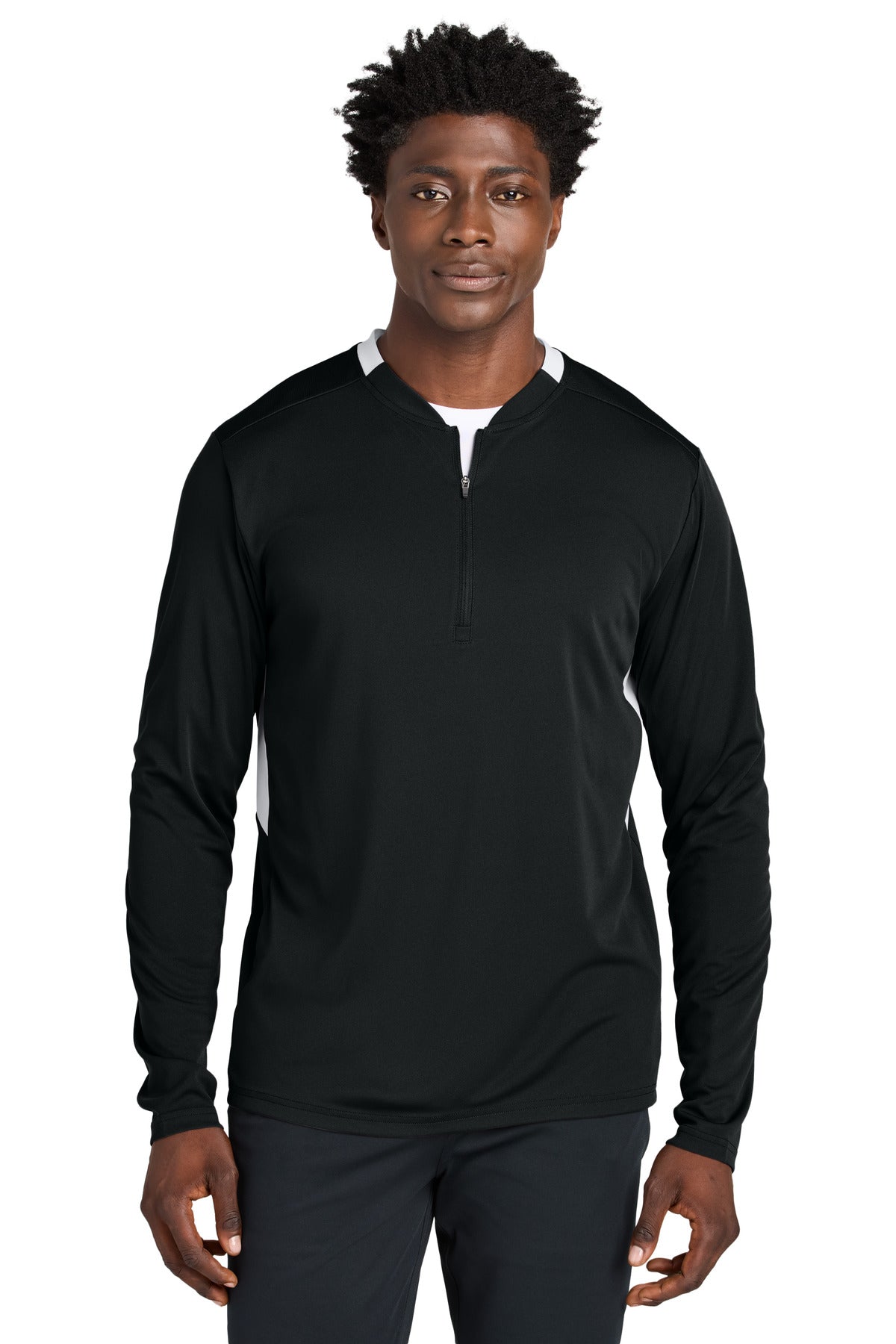 Sport-Tek Club 1/4-Zip Pullover ST443 in Black/ White